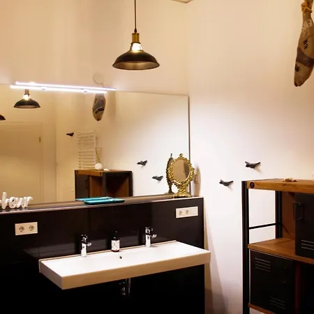 Copper Loft In Friedrichshain Apartment *